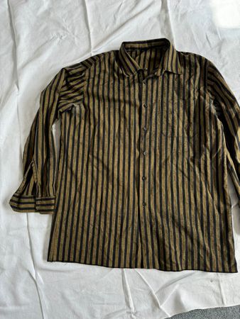 Gestreiftes Herrenhemd Gr. Lschwarz gold