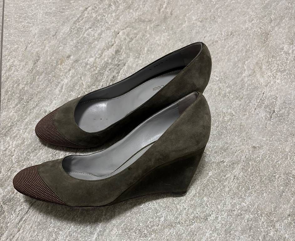 Damenschuhe: Escarpins SR – Gebraucht aus Arbaz von CicciStore
