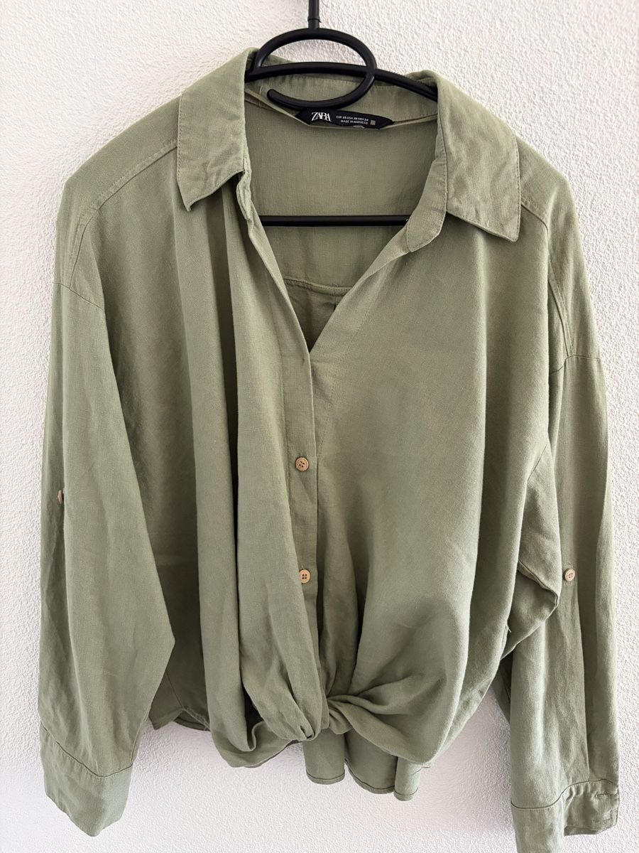 Zara Blusen: Bluse Zara Hellgrün Gr. XS – Gebraucht aus Schmitten FR von ancaob