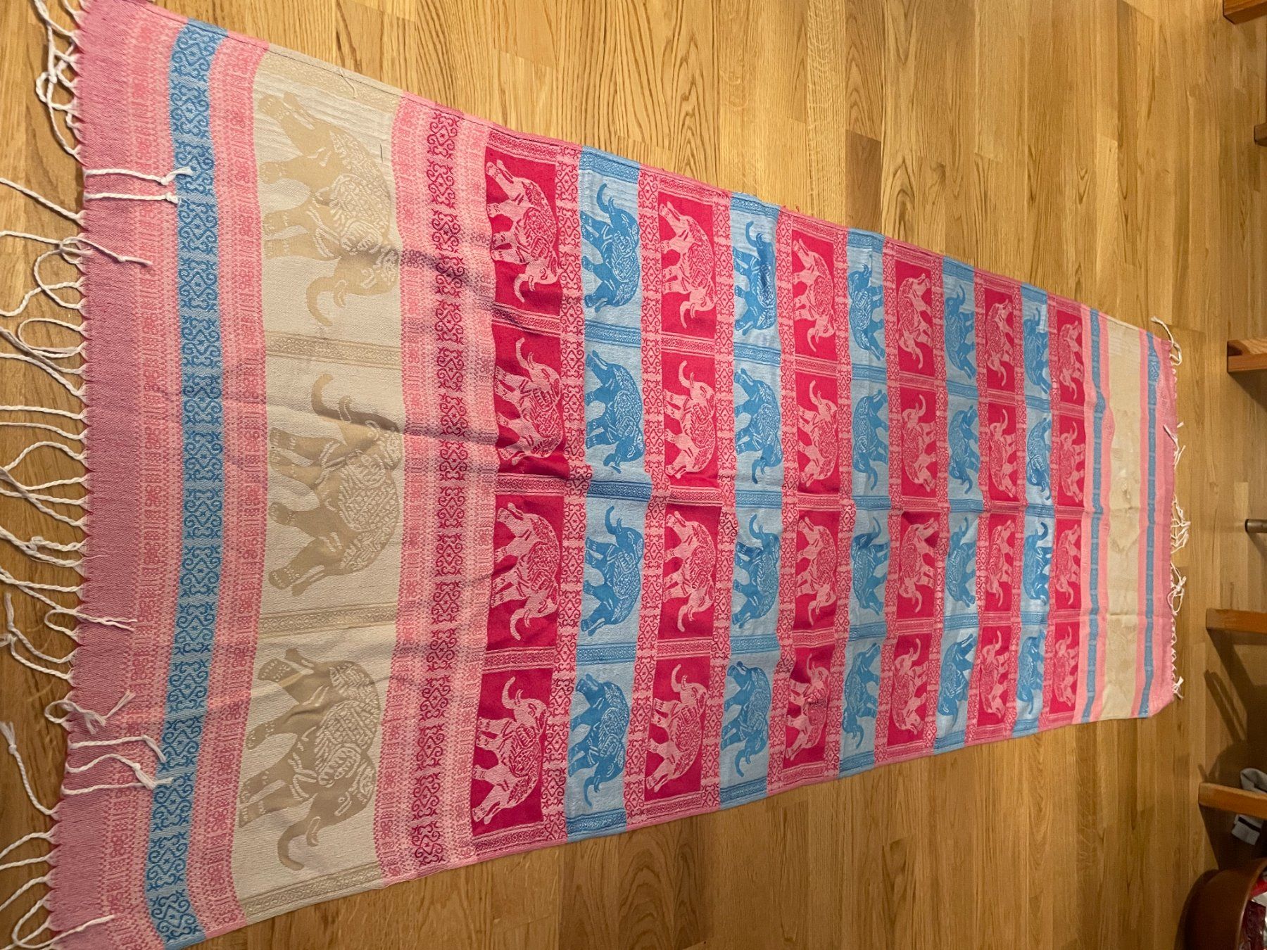 Foulard & Sciarpe: Schal/Tuch Handgemacht – Usato da Rapperswil SG venduto da Boadioz