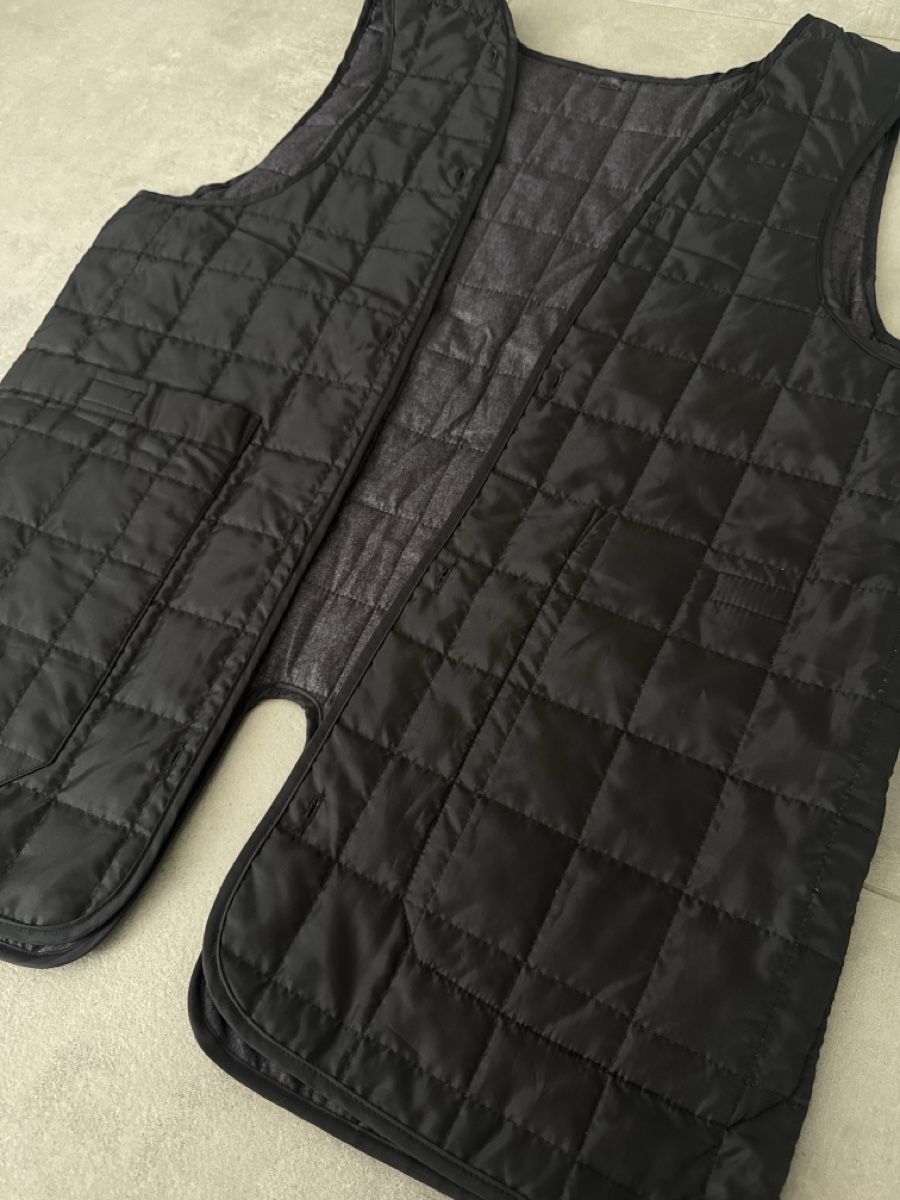 Gilets & Westen: Steppweste schwarz Grösse XL – Neu (gemäss Beschreibung) aus Elsau von shoppa 1