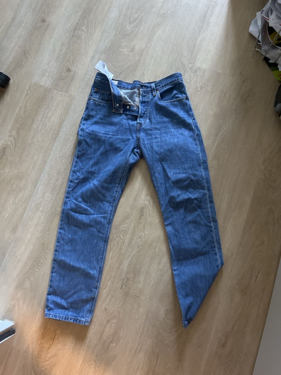 Levi's Jeans: Levis Jeans – Usato da Herisau venduto da ali_hrd9