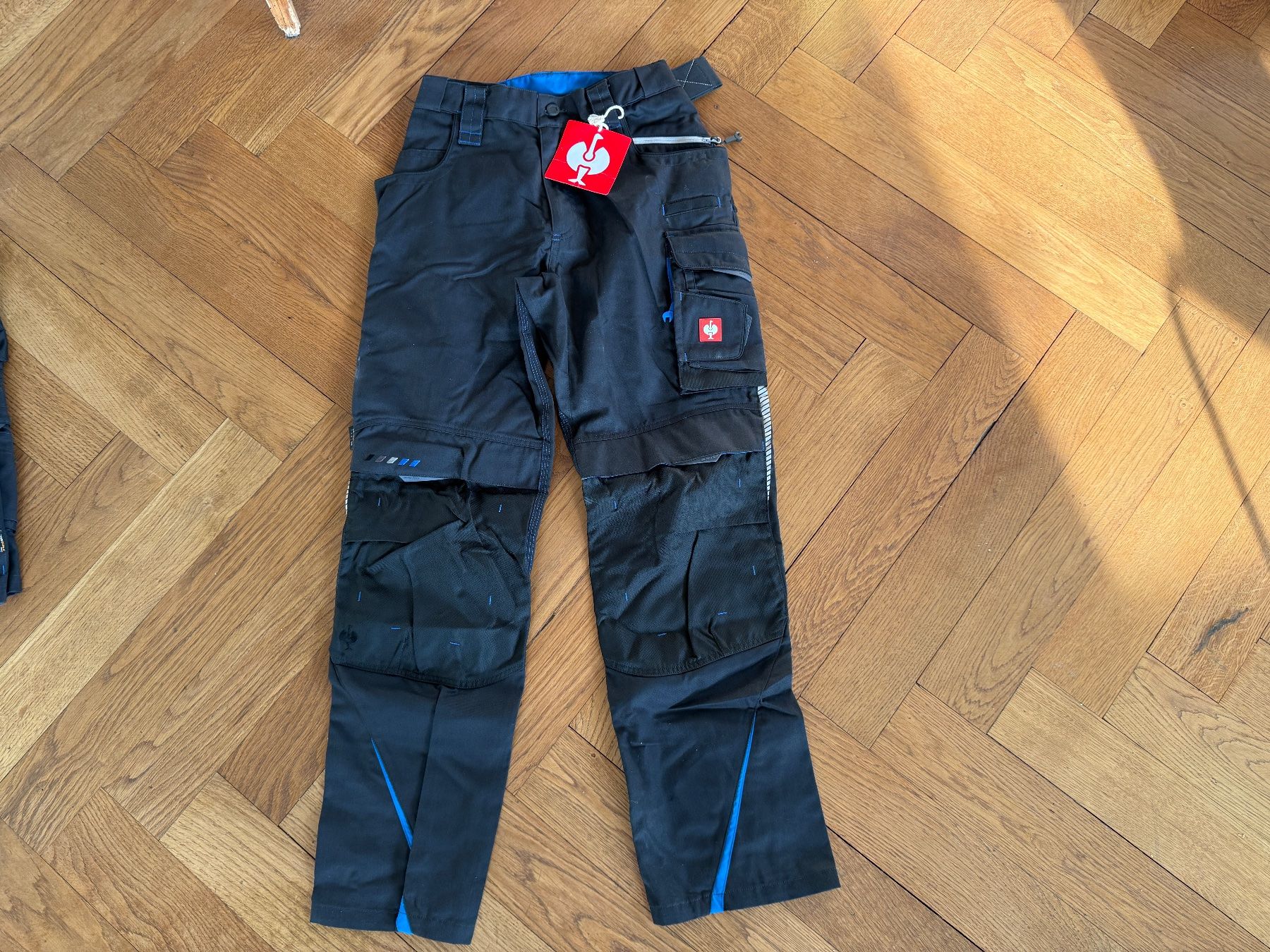 Engelbert Strauss Pantaloni: Engelbert Strauss Hose, Größe 46 E. S. Motion 2020 Herren – Nuovo (secondo la descrizione) da Ennetbaden venduto da mapa05