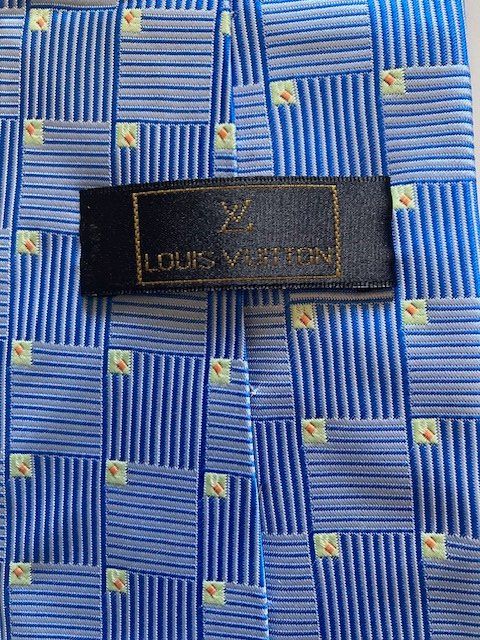 Louis Vuitton Krawatten: Cravatte Louis Vuitton Damier Hellblau – Gebraucht aus Gordola von amar61 2