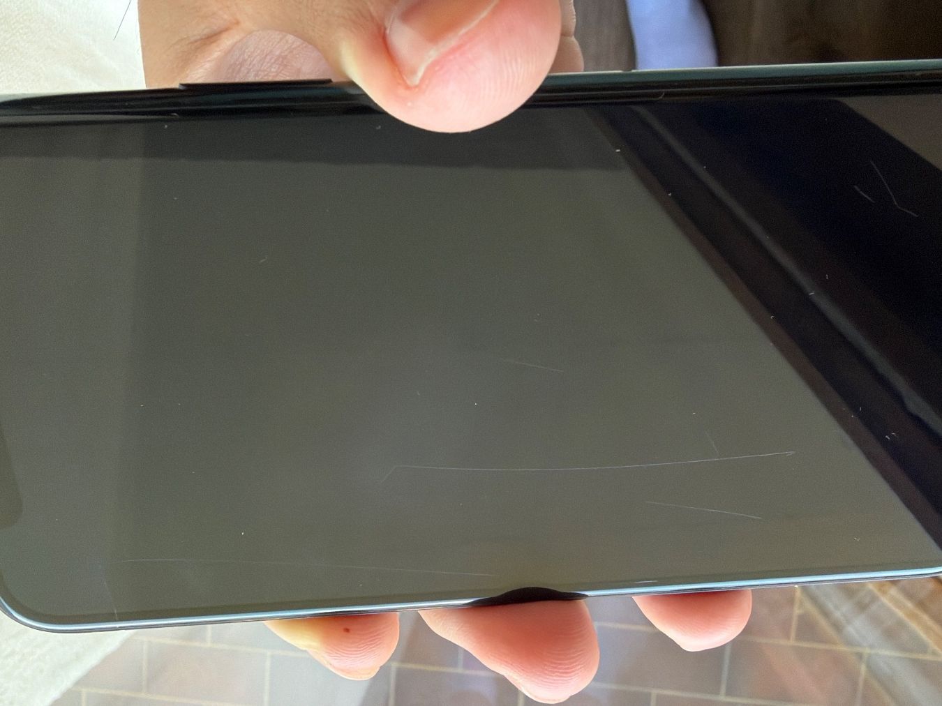 Apple Telefoni cellulari / Smartphones: iPhone 11 Pro Max vert 64GB avec boîte – Usato da Crans-Montana venduto da thi_77wm 2