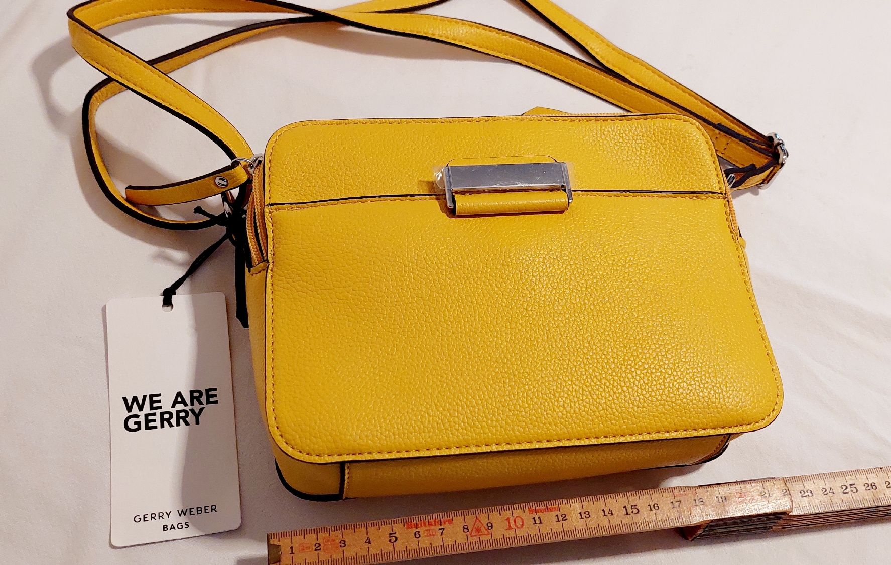 Gerry Weber Borse: Gelbe Umhängetasche Gerry Weber – Nuovo e nell'imballaggio originale da Safenwil venduto da fra_t5c9