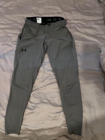 Under Armour hybrid Gris