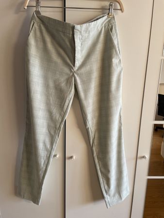 Elegante Zara Hose Gr. 38, hellgrün