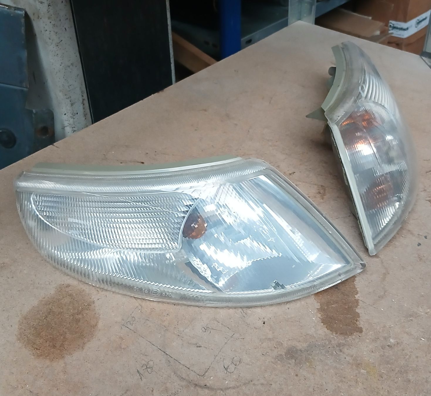 Saab Fari: Clignotants Saab 9-5  – Usato da la heutte venduto da Auto-stock 1