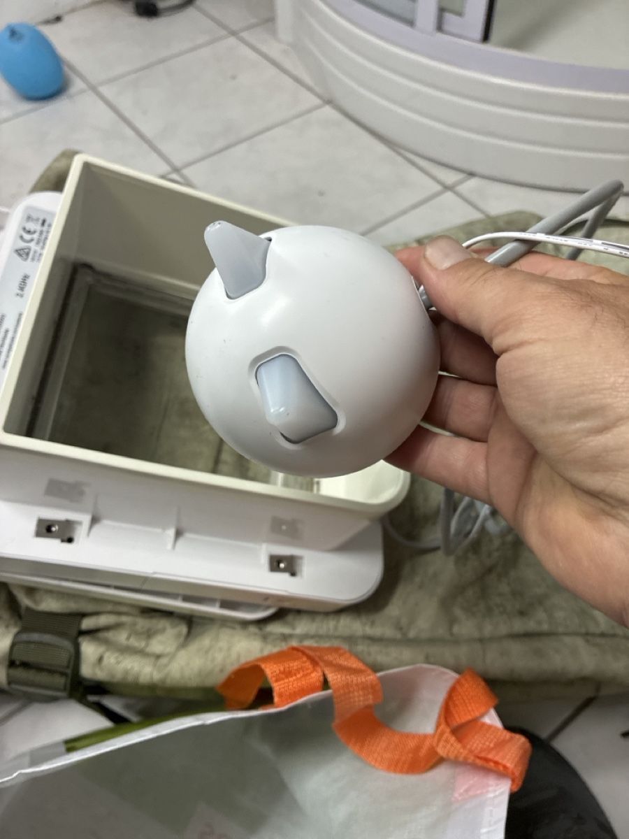 Chatières: SureFlap Mikrochip Haustierklappe Connect (Modell iMPD) – D'occasion à Herzogenbuchsee par Vtx18 4