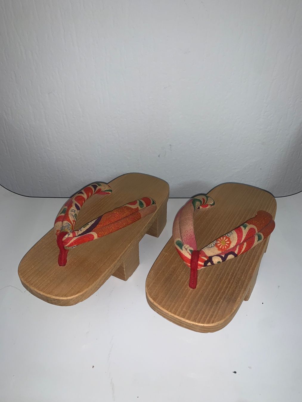 Scarpe da donna: Sabots japonais taille 37 👘 – Nuovo (secondo la descrizione) da Lausanne venduto da Xiaoxi