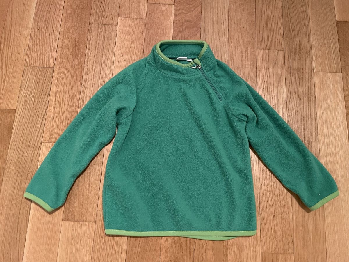 Maglioni & Felpe: Bornino Fleece Pullover, Gr. 98/104 – Usato da Winterthur venduto da Tiklo