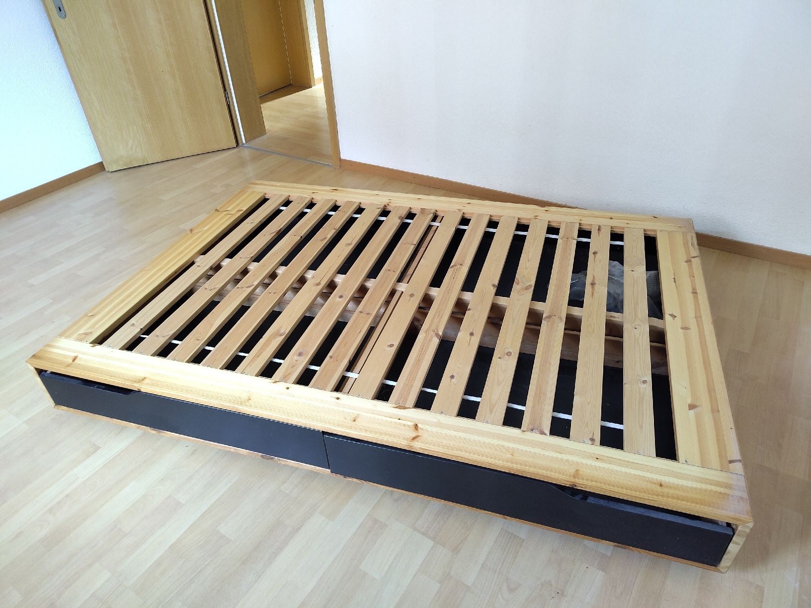 Letti: Bett mit Schubladen 140x200 – Usato da Zürich venduto da Gas_1028