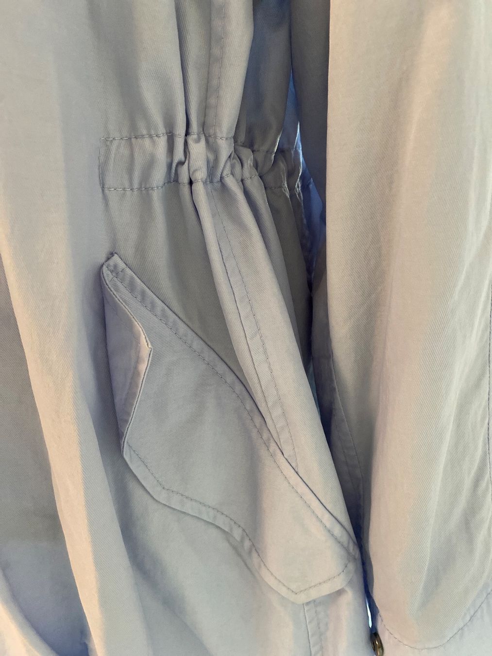 Hugo Boss Mäntel: Oversize Boss Mantel Größe 36 – Gebraucht aus balsthal von davidbalsthal23 7