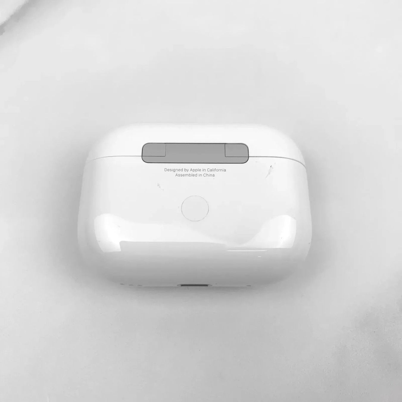 Apple Cuffie: Airpods Pro 2. Generation Original USB-C Magsafe Ladecase – Usato da Neerach venduto da mur_dwg9 4