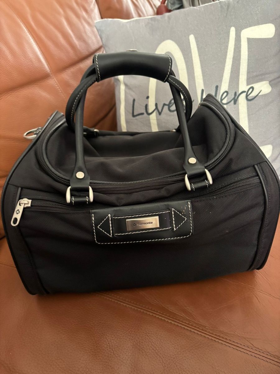 Samsonite Borse: Samsonite Tasche – Usato da Dübendorf venduto da Magnum22inch