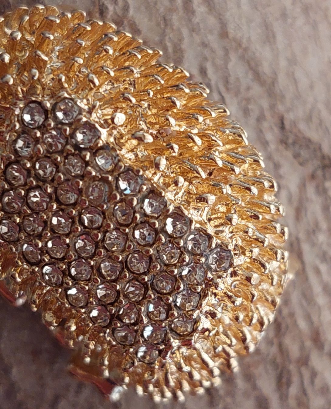 Spille & Fermagli: Vintage Brosche Igel gold farbig mit Strass – Nuovo (secondo la descrizione) da Oberwil BL venduto da Hunajakakku 5