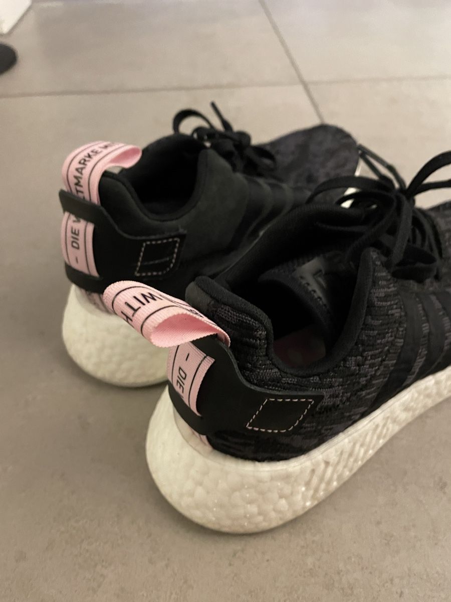 Adidas Damenschuhe: NMD Adidas Sneakers – Gebraucht aus Zunzgen von mel_y6w2 1