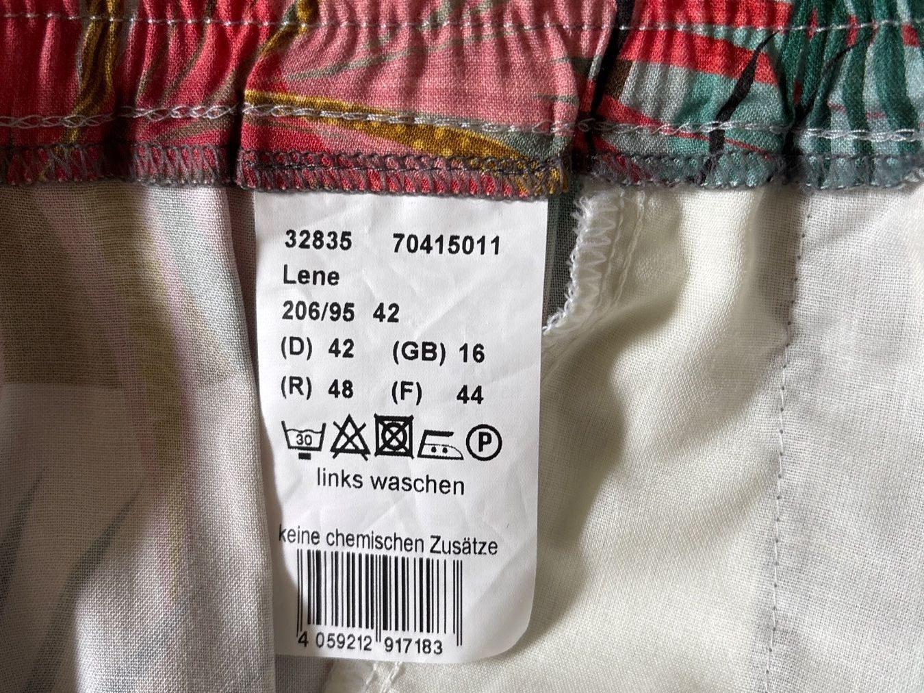 Hosen: Sommerhose mit Blumenmuster, Grösse 42 - NEU – Neu und originalverpackt aus Pfaffhausen von frickda 2