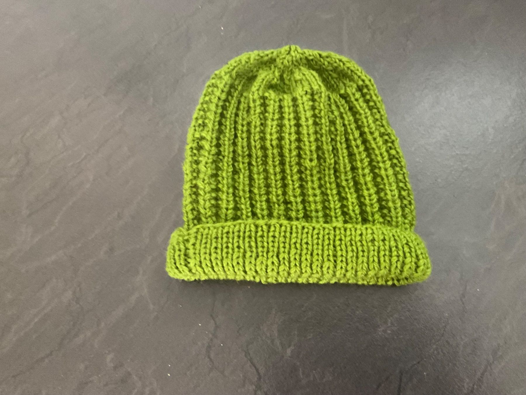 Handschuhe & Handstulpen: Handgestrickte Pulswärmer Amedisli Grüen – Neu (gemäss Beschreibung) aus Wetzikon ZH von FeeF