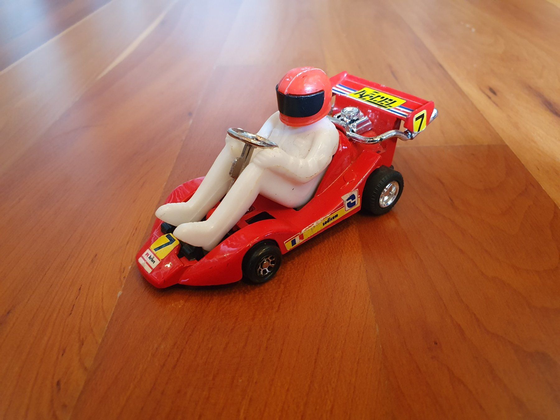 Go-Kart: Gokart mit Rennfahrerfigur – Usato da Triesen venduto da platzproblem1
