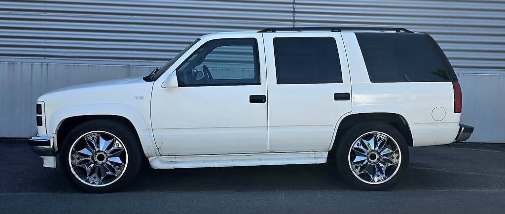 Automobili: GMC Yukon 5.7 V8  – Usato da Heiligkreuz (Mels) venduto da Beyond-Auto 3