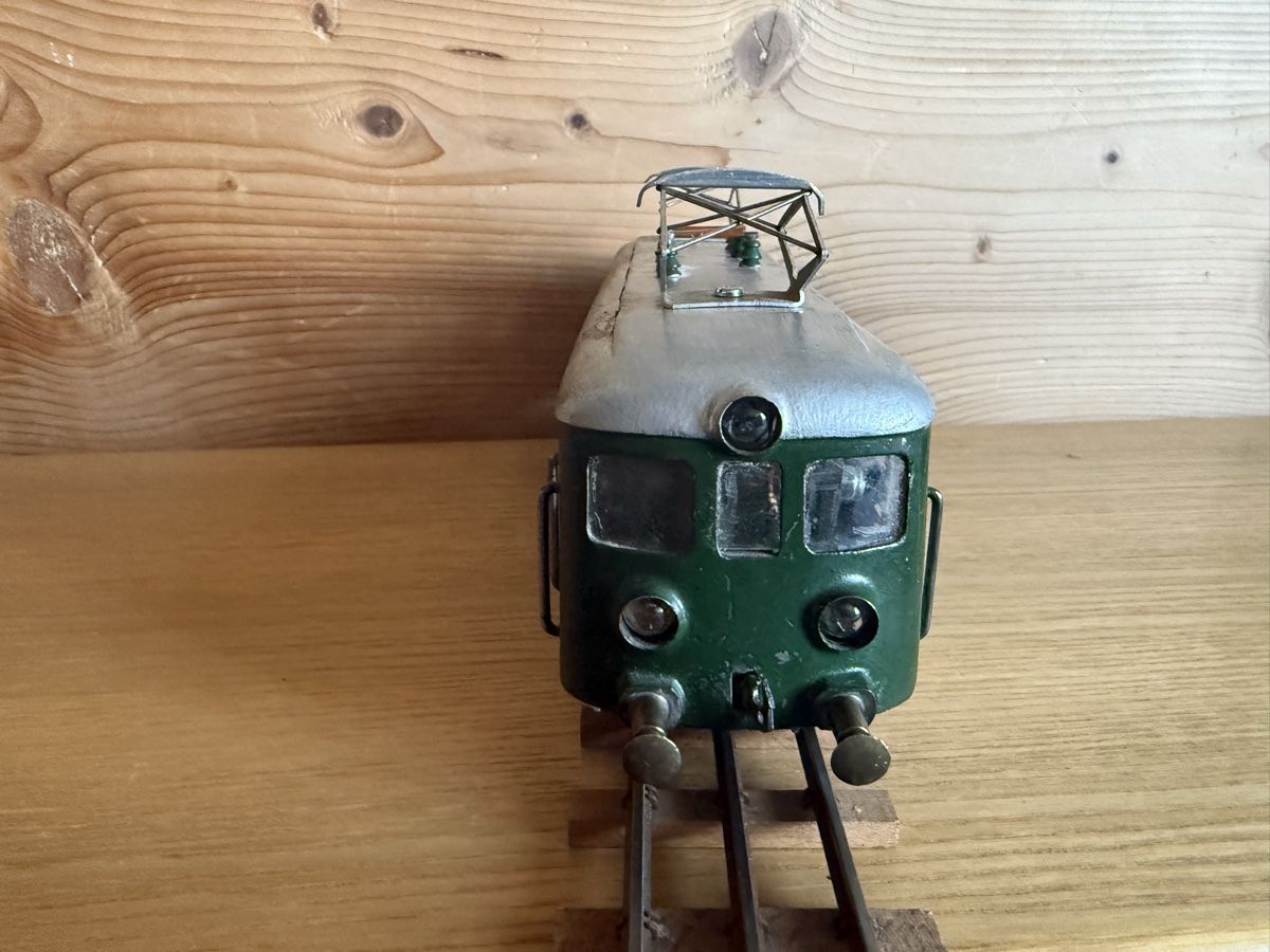 Modelleisenbahnen: Spur 0 Eigenbau Lok mit einem Motor DC – Gebraucht aus Amden von vipernatter 3