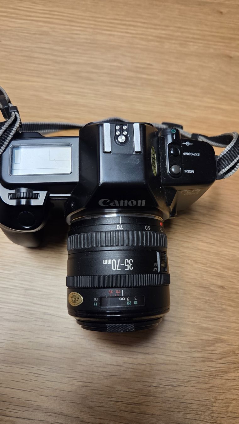 Canon Fotocamera: Canon EOS 650 Analogkamera – Usato da Adlikon b.Regensdf venduto da lil_25jl