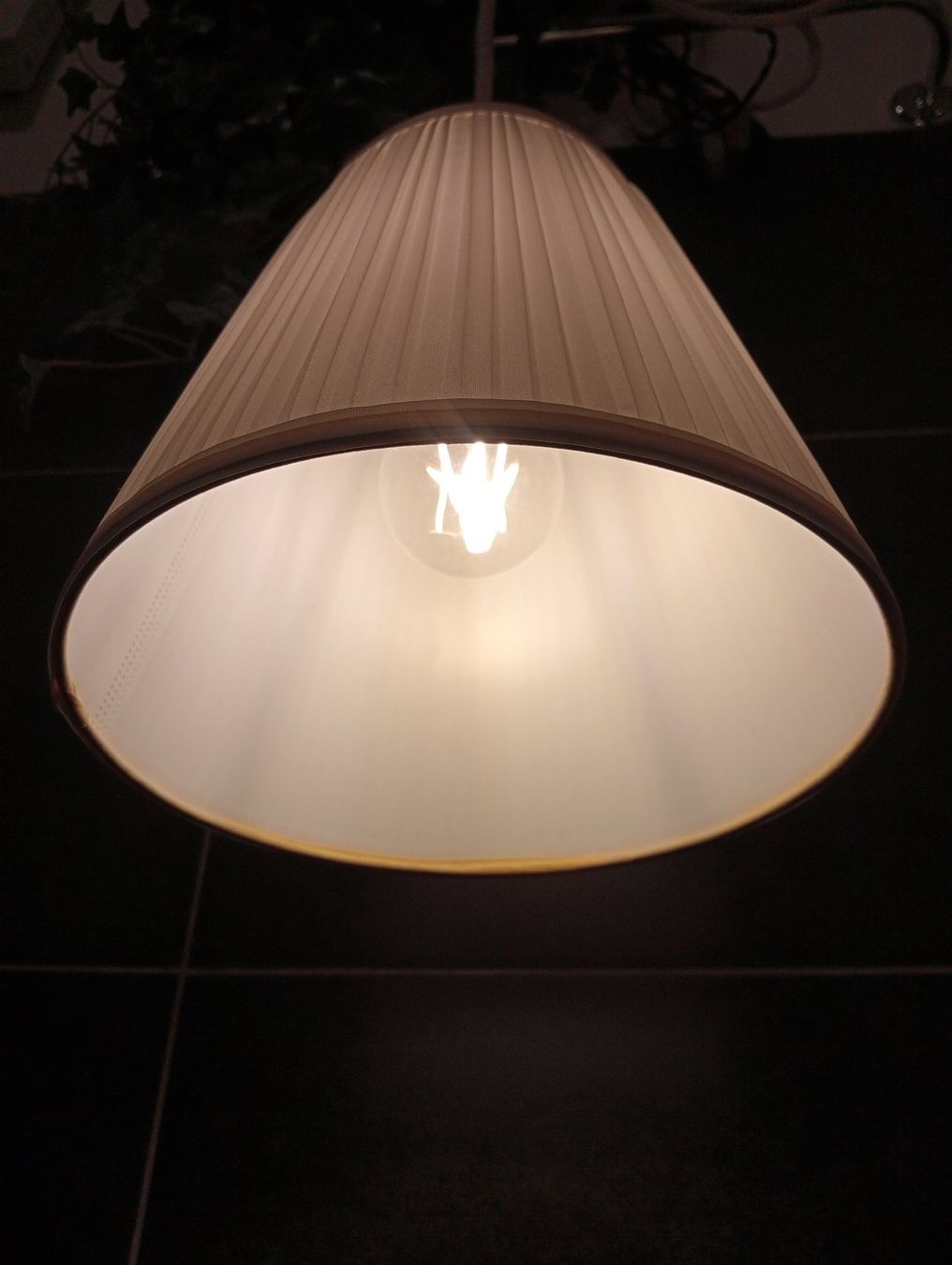 Lampadari & plafoniere: Hängelampe, Stoffschirm – Usato da St.Niklausen LU venduto da Wirdbereitsverwendet 3