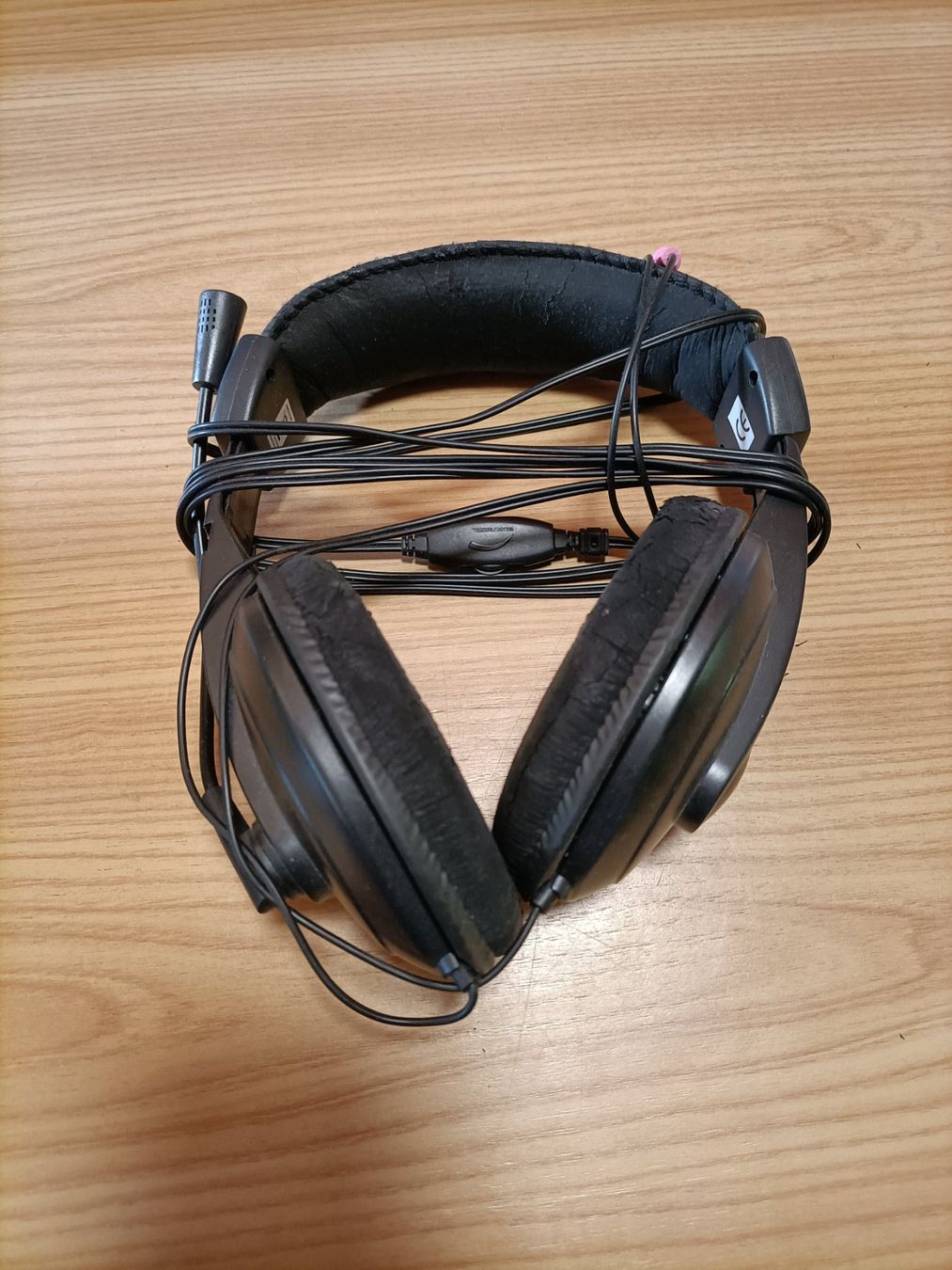 Cuffie: Gaming Headset -Kopfhörer mit Micro! Schwarz – Usato da Schöftland venduto da Snacketti7