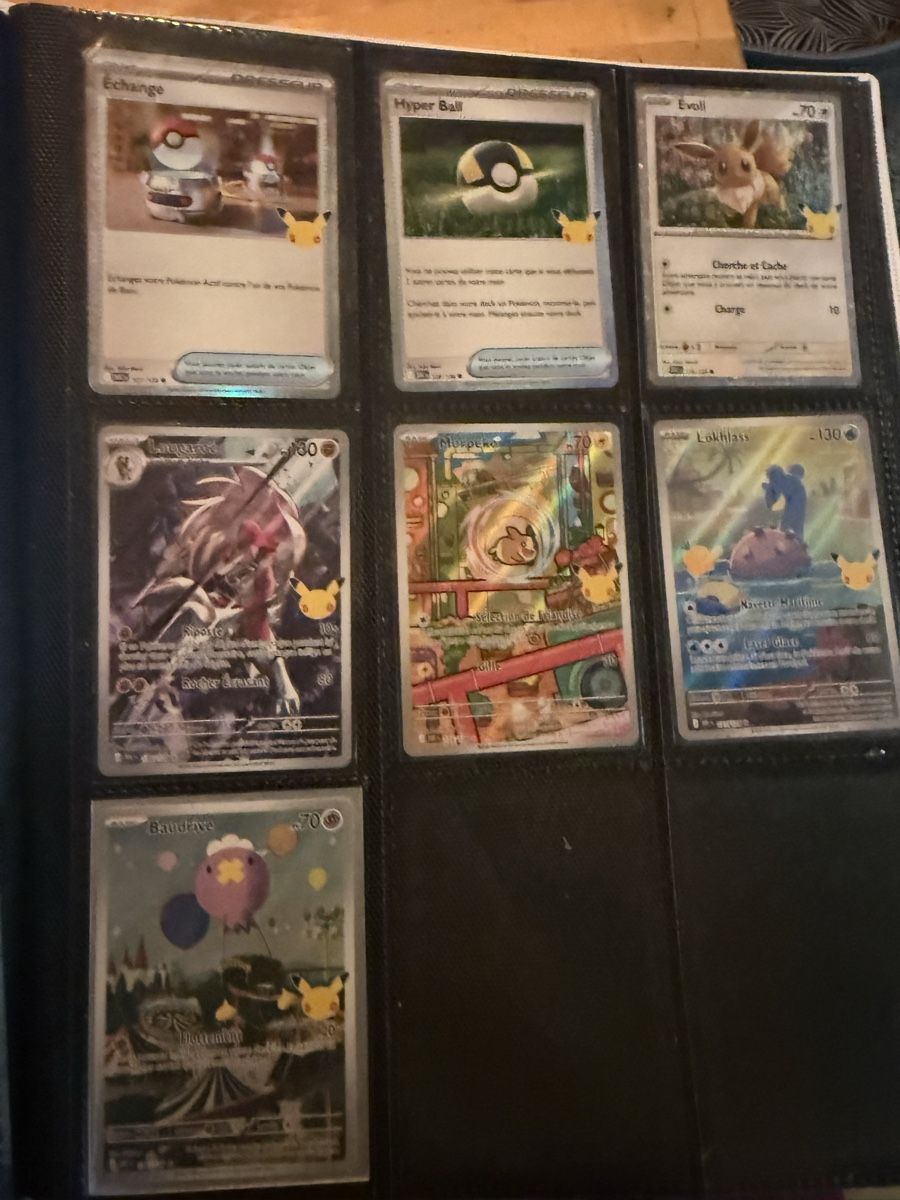 Pokémon Carte collezionabili: 30 th célébration fR set de base – Nuovo (secondo la descrizione) da La Plaine venduto da 8-X 5