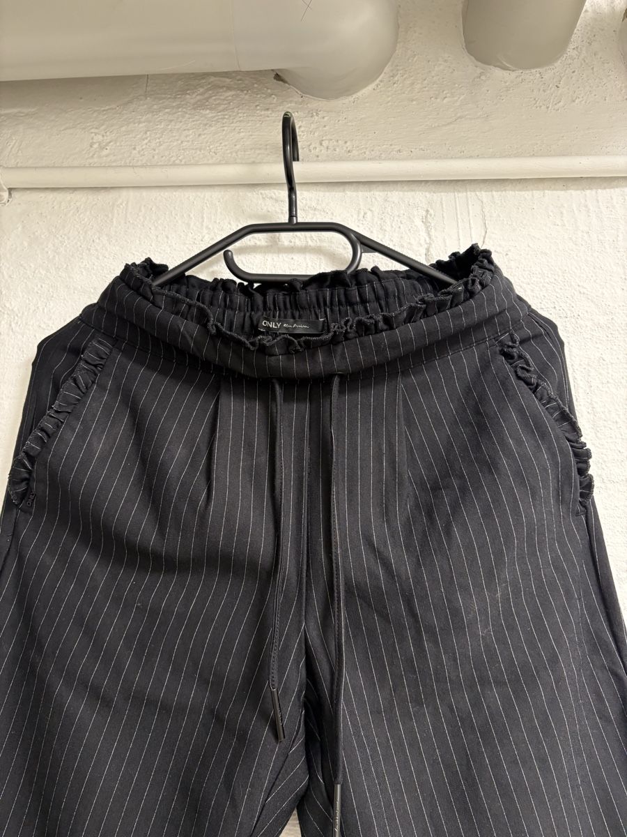 Only Pantaloni: Damen Hose,Gr.S;Only – Usato da Winterthur venduto da Nena222 1
