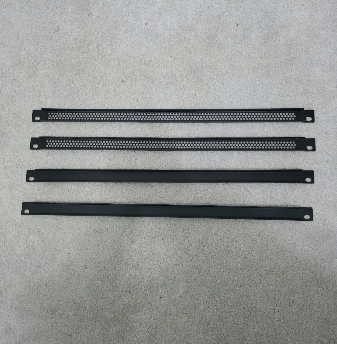 Racks & Ständer: Rack Plate 19" 0.5 U Adam Hall – Neu (gemäss Beschreibung) aus Embrach von niz_8sff 3
