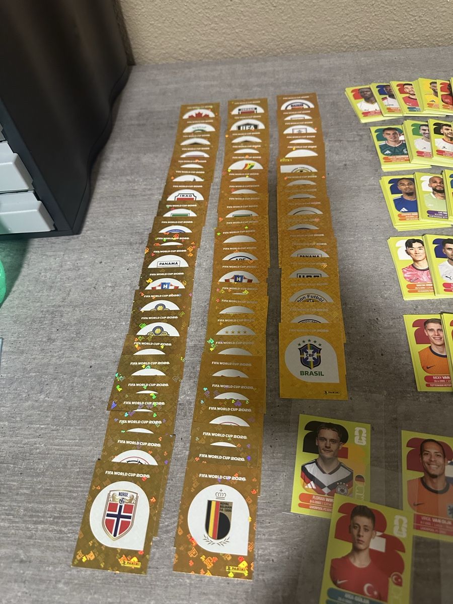 Panini Sammelbilder & Trading cards: (+730 Stk.) FIFA WORLD CUP 2026 PANINIS – Neu (gemäss Beschreibung) aus Frauenfeld von 1PegPeg1 1