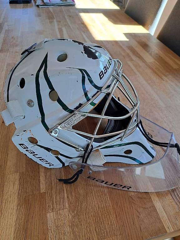 Maschere: Bauer Goalimaske mit Plexi Halsschutz – Usato da Oberburg venduto da Tornados1