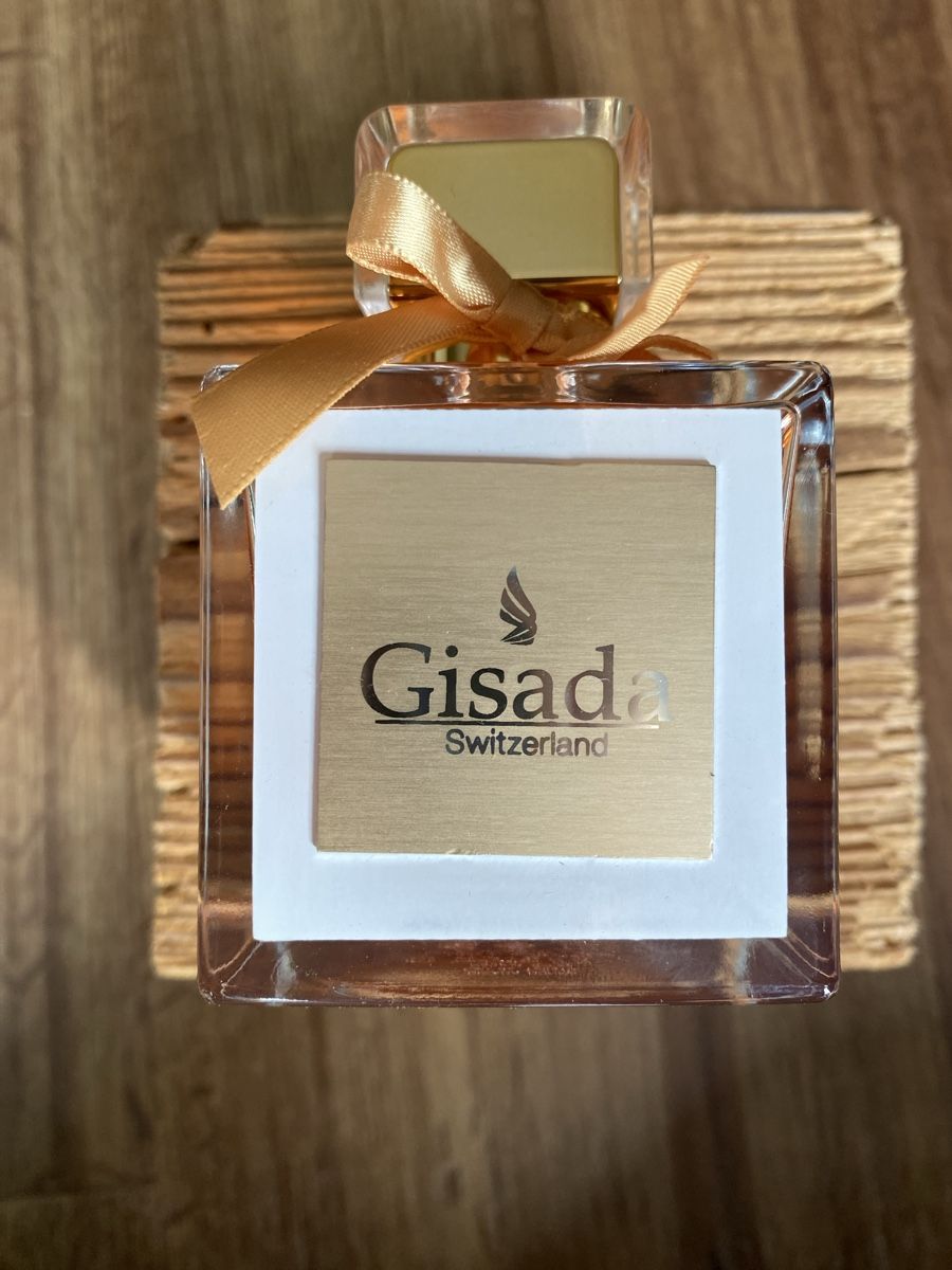 Gisada Parfum & Eau de Toilette: Gisada Switzerland Donna – Gebraucht aus Samstagern von Norina82