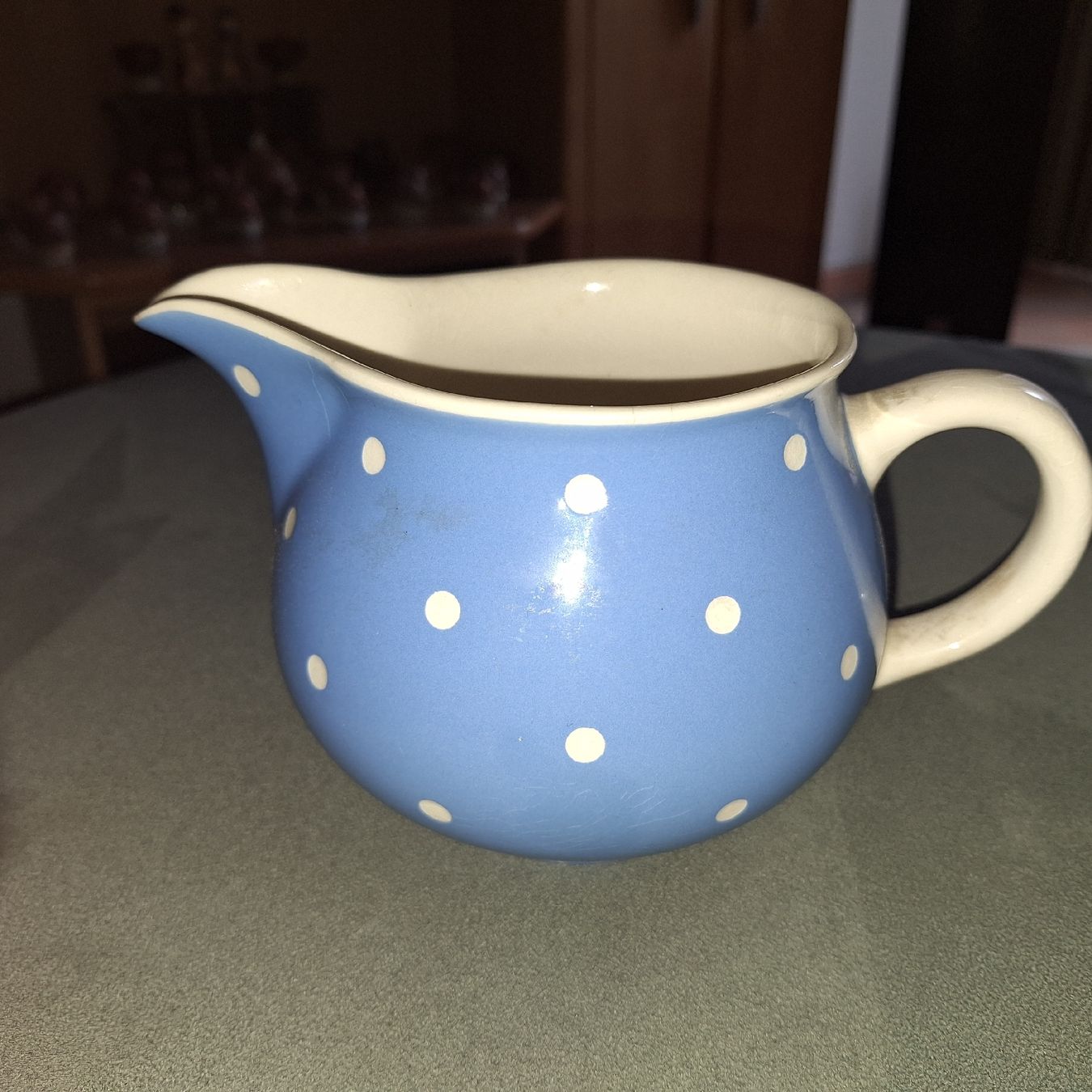 Villeroy & Boch Caraffe: Milchkrug "Doris" blau gepunktet – Usato da spreitenbach venduto da lumbalplatte 1