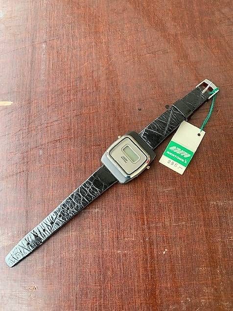 Orologi: Bertone STRATOS Uhr Watch – Usato da Gränichen venduto da Xbertone 1