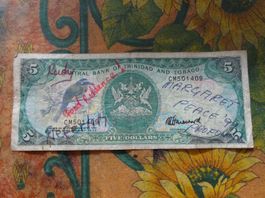 TRINIDAD ET TOBAGO    5  dollar   Billet