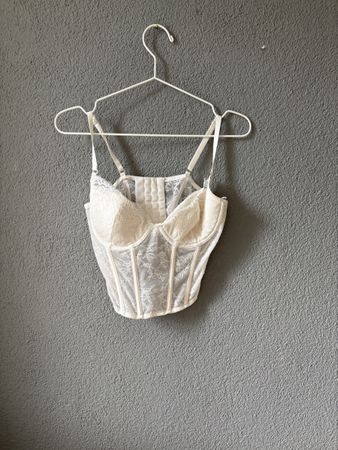 Corset bustier blanc en dentelle taille S bon état