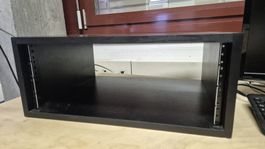 19-Zoll Rack Gehäuse schwarz Holzoptik, gebrauchter Zustand