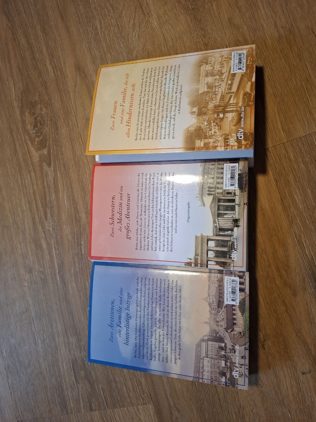 Libri: Helene Sommerfeld "Ärztin"-Trilogie: Romane – Usato da Neuheim venduto da ett_5f7x 1