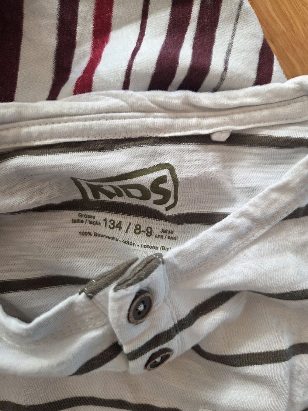 Hemden, T-Shirts & Polos: Shirt Langarm Gr 134 / 140 – Gebraucht aus Port von Darialina 2