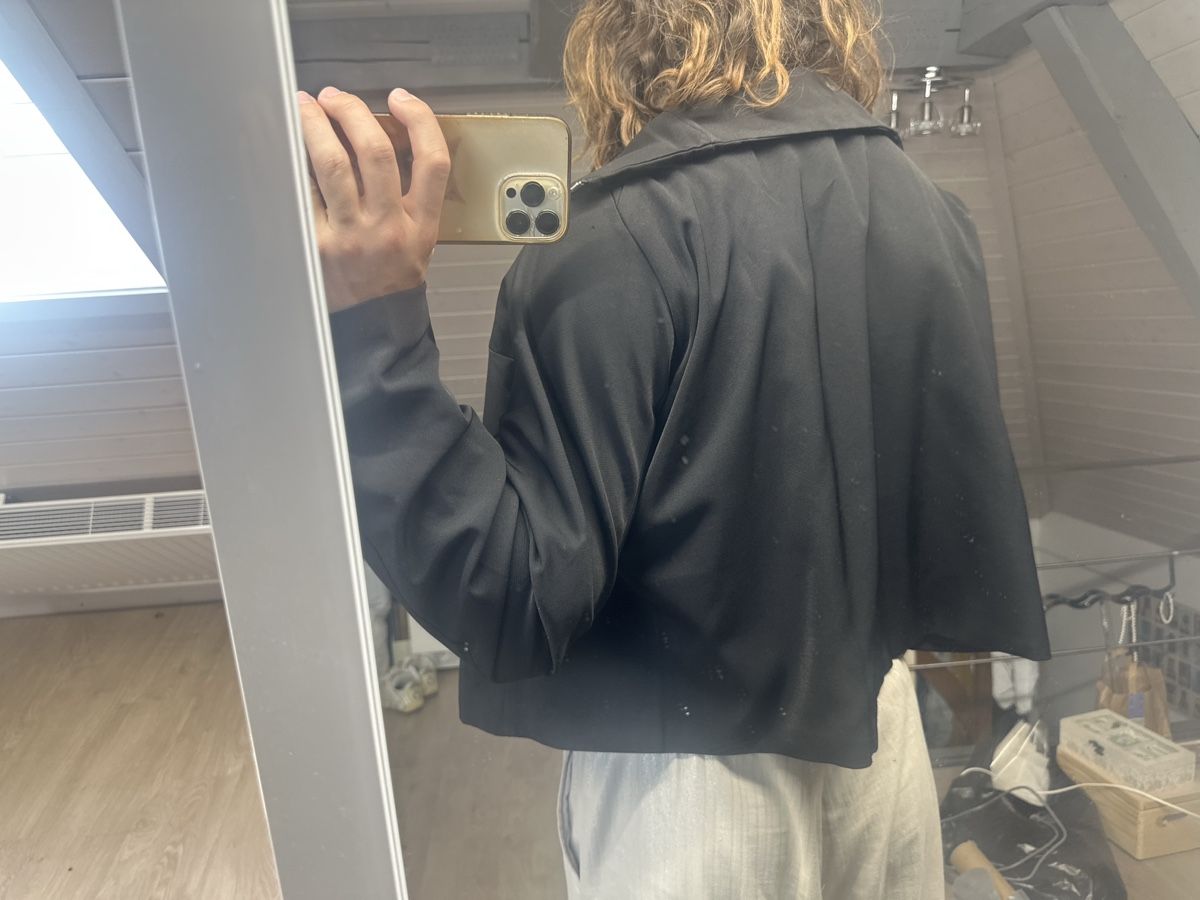 Vestes: Cropped Oversized Black Jacket – Neuf (Voir description) à St-Imier par Baptthegreat 5
