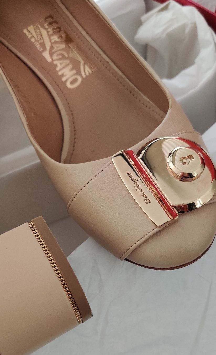 Salvatore Ferragamo Scarpe da donna: SALVATORE FERRAGAMO LEATHER PUMPS – Usato da Zollikon venduto da ces-chic 4