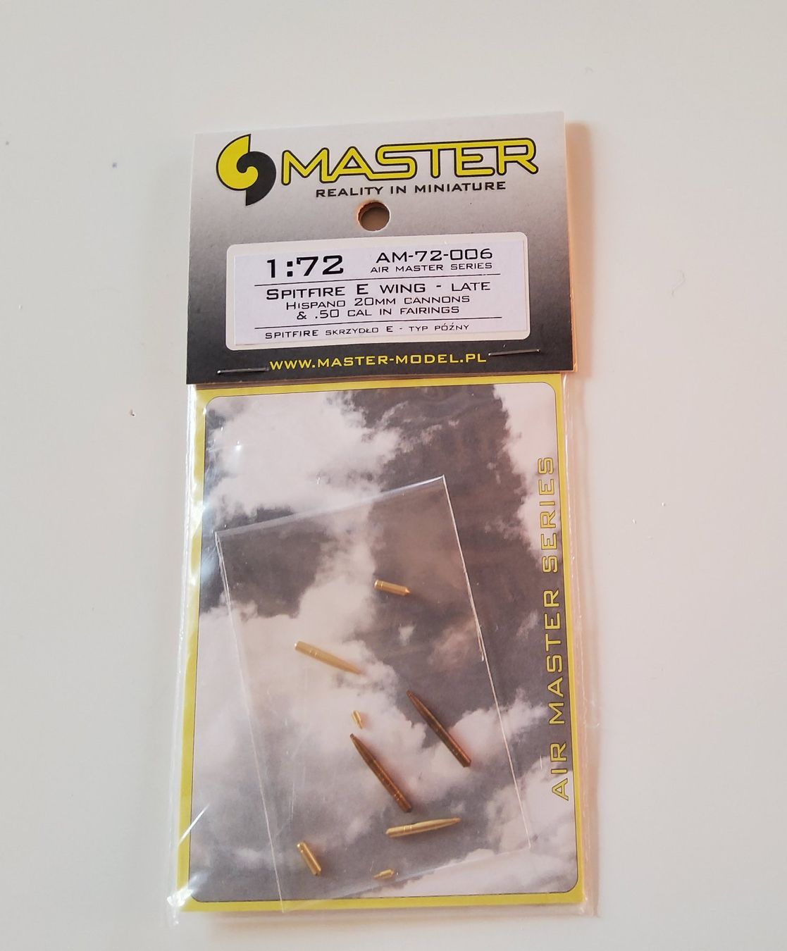 Kit di modellismo & Modellini statici: MASTER E-Wing Teile zu Spitfire 20mm Cannons 1/72 – Nuovo e nell'imballaggio originale da Grüningen venduto da VENOM59