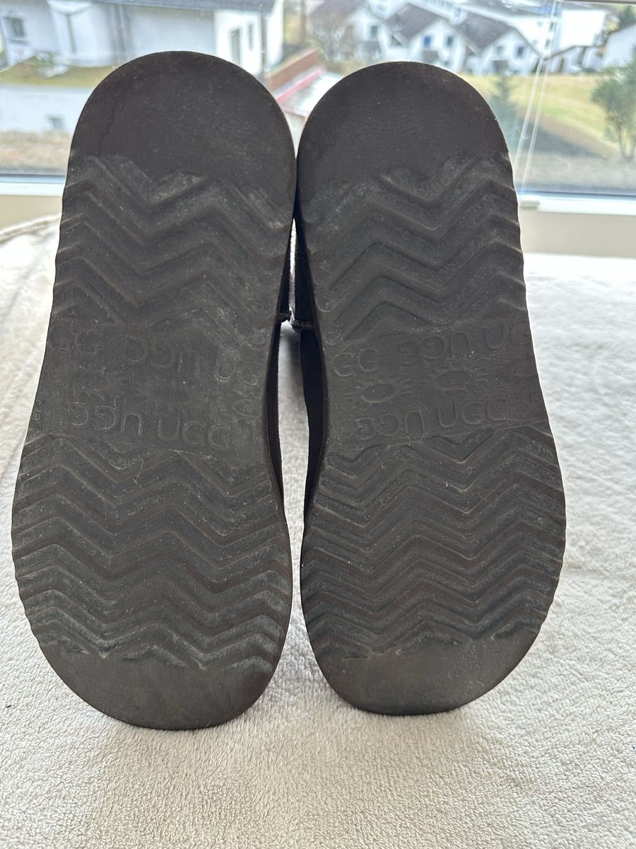 Ugg Scarpe da uomo: original uggs w9 – Usato da Sarmenstorf venduto da Nila78 4