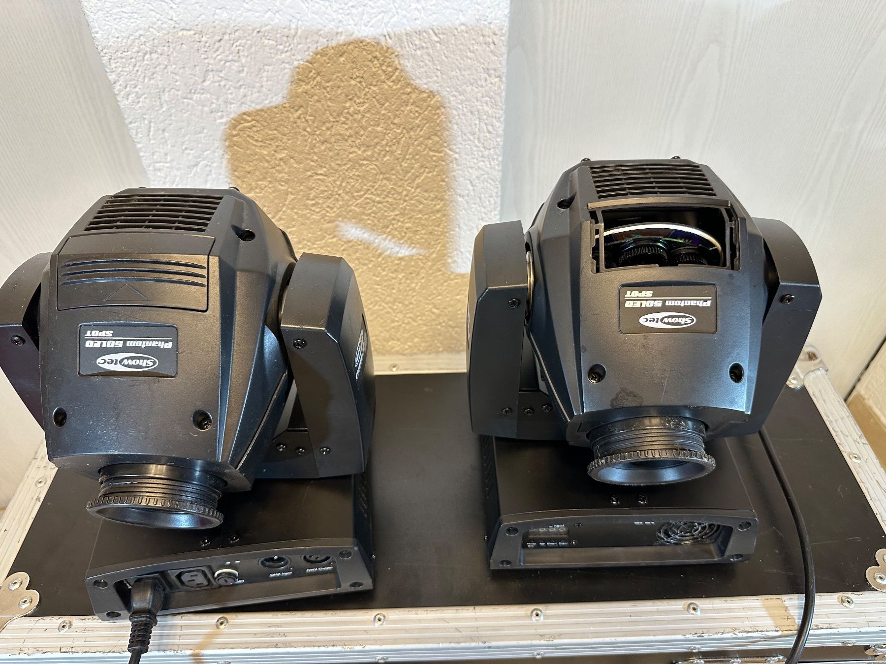 Showtec Lampes: 2x Showtec Phantom 50LED mit Case – D'occasion à Othmarsingen par Mira2020