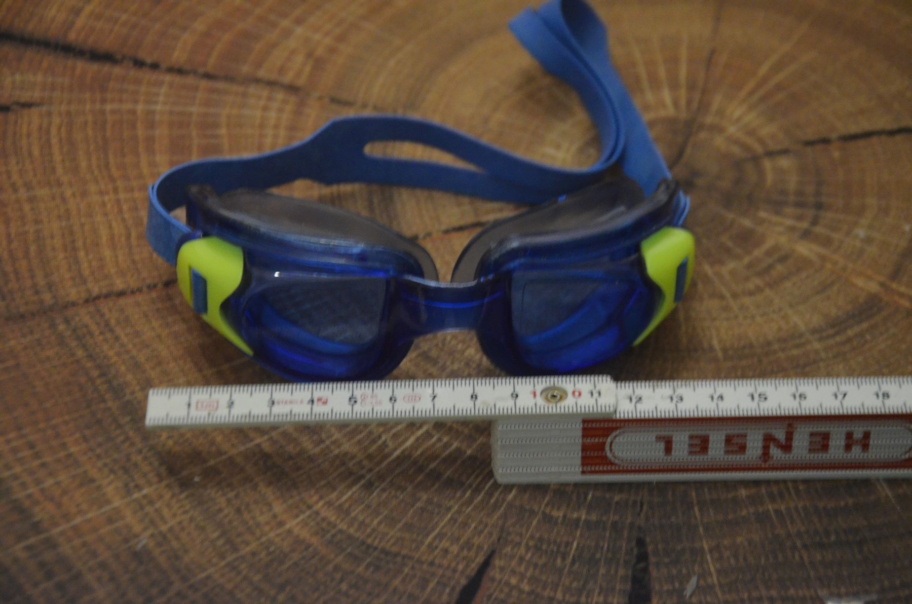 Occhiali & Lenti: KINDER SCHWIMM BRILLE – Usato da Chiasso venduto da Dolly015 1