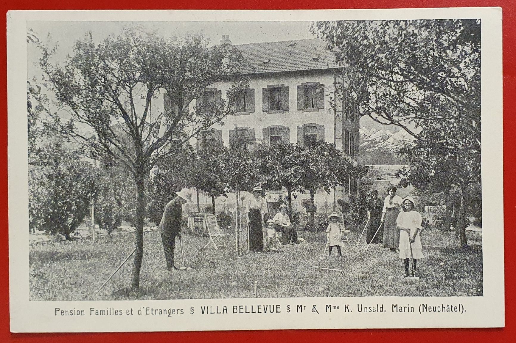Cartoline postali: Villa Bellevue Neuchâtel - belebt – Usato da Kreuzlingen venduto da Rschweiz1